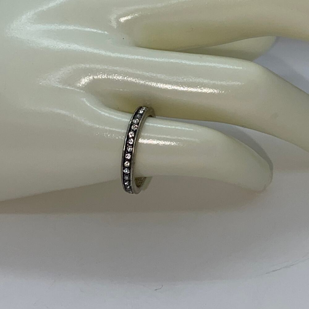Antiqued Silver-Tone Clear Rhinestone Band Style Ring Women's Size 6.5